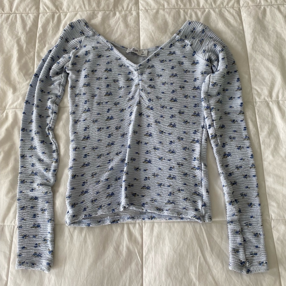 Blue floral Hollister long sleeve top